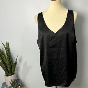 Ekouaer Black Sleeveless V Neck Top Size XXL
